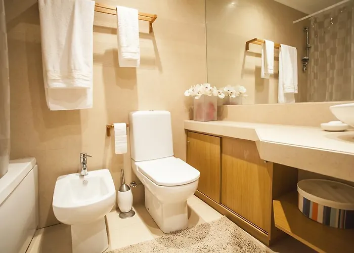 Lovelystay - Beach With Sea View Apartament