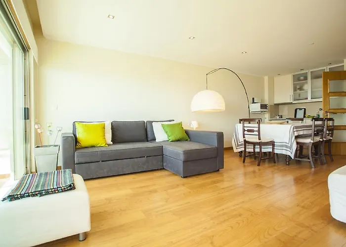 Lovelystay - Beach With Sea View