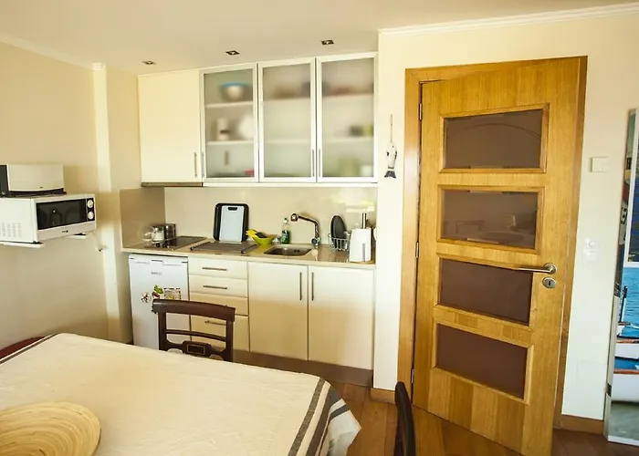 Lovelystay - Beach With Sea View Apartament