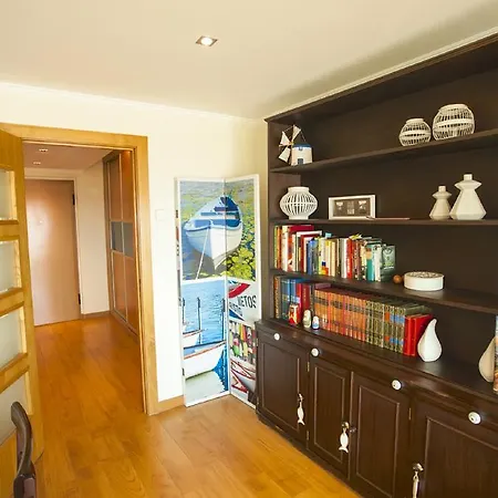Lovelystay - Beach With Sea View Apartamento *